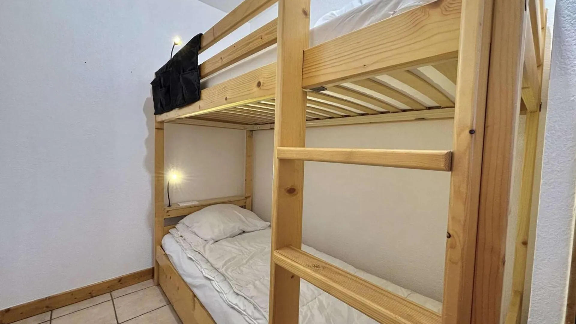 Charmant T2 Cabine Avec Parking A Praz-Sur-Arly - 4 Pers - Fr-1-603-49